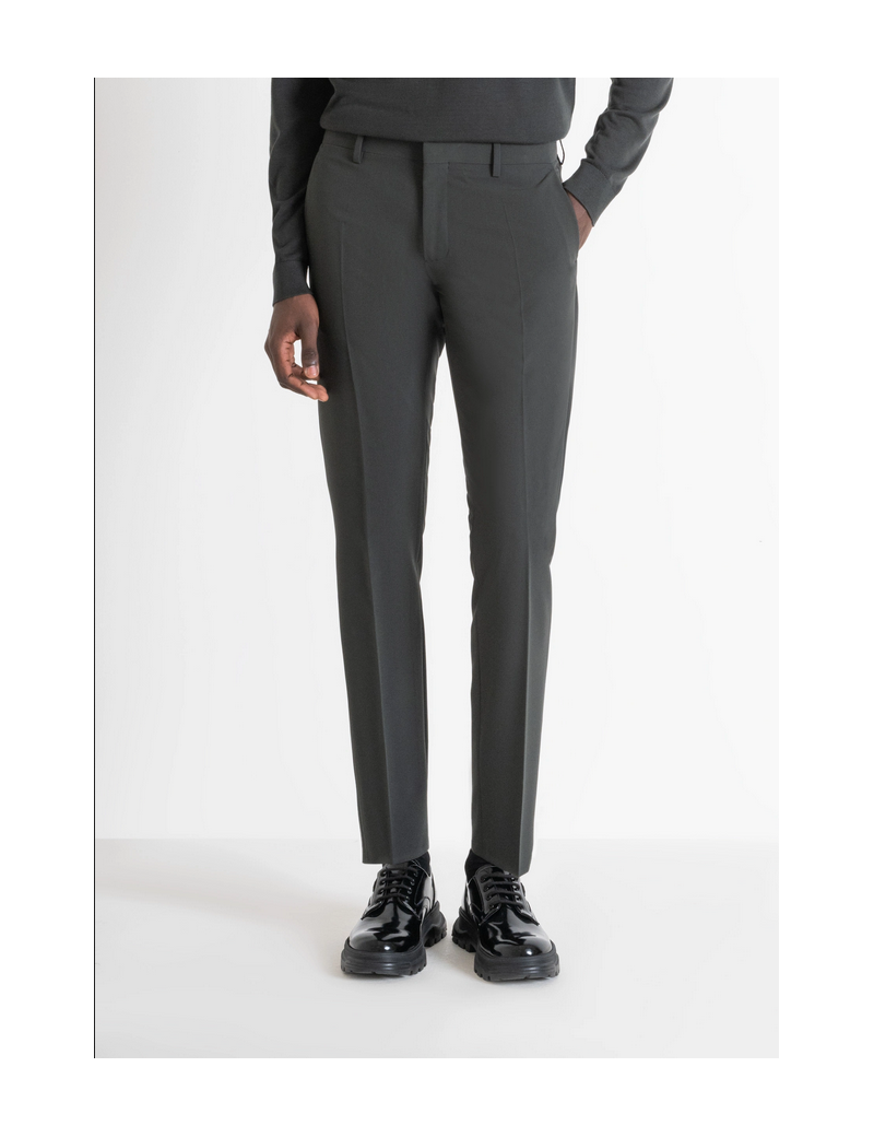 PANTALON « BONNIE » SLIM FIT VERT EN VISCOSE ÉLASTIQUE